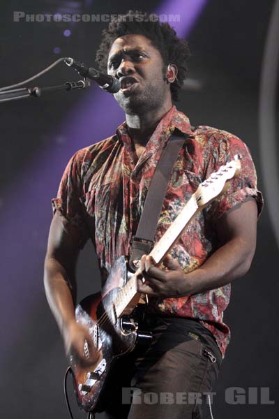 BLOC PARTY - 2013-02-20 - PARIS - Zenith - Rowland Kelechukwu Okereke